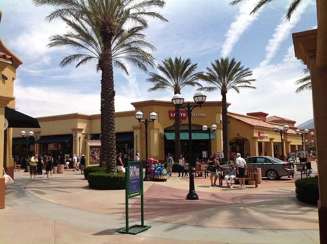 2023美國加州洛杉磯Outlets & Malls 攻略：Desert Hills Premium, Camarillo Premium,  Ontario Mills, The Grove