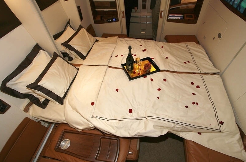 original_Singapore_Airlines_Suites_Saver_Awards_for_Two_Available