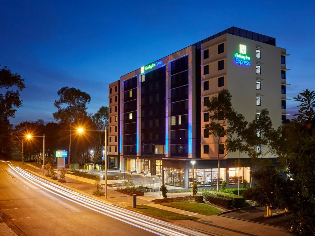 holiday-inn-express-sydney-macquarie-1